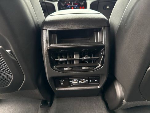 Used 2024 Jeep Grand Cherokee Trailhawk w/ Luxury Tech Group III AWD/4WD image 15