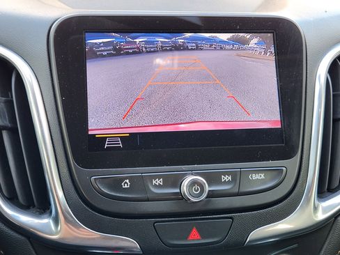 Used 2020 Chevrolet Equinox Premier image 18