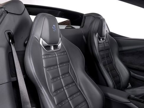 Used 2025 Ferrari 296 GTS RWD image 51