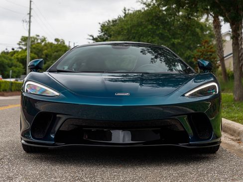 Used 2023 McLaren GT RWD image 2
