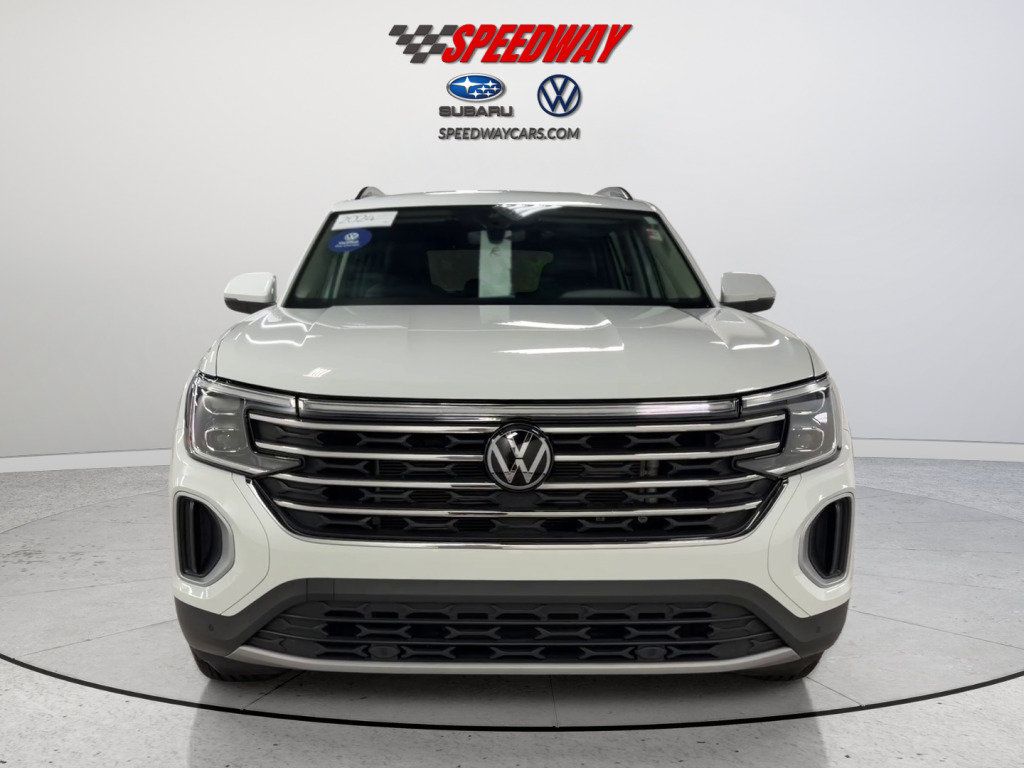Used 2024 Volkswagen Atlas SE FWD image 13