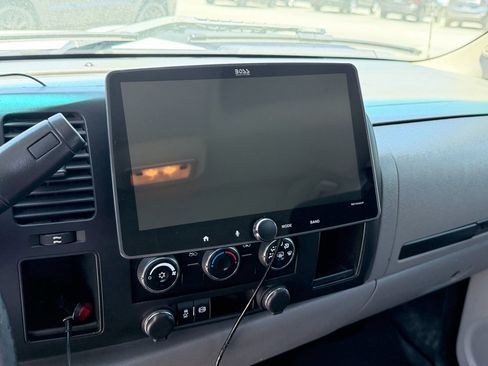 Used 2012 Chevrolet Silverado 3500 W/T AWD/4WD image 19