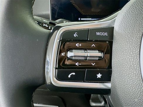 Certified 2025 Kia Sorento X-Line EX image 10