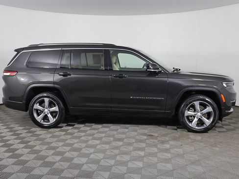 Used 2021 Jeep Grand Cherokee L Limited AWD/4WD image 22