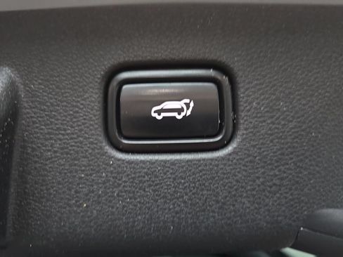 Used 2023 Kia Sportage X-Line w/ X-Line Premium Package AWD/4WD image 16