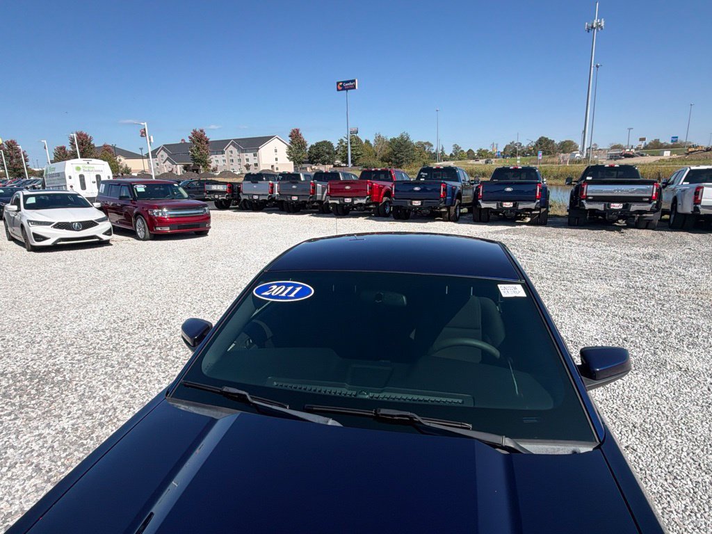 Used 2011 Ford Mustang GT RWD image 15