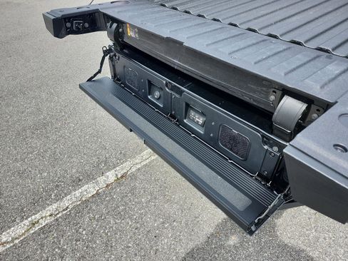 Used 2026 GMC Sierra 1500 Denali Ultimate AWD/4WD image 13