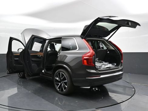 New 2025 Volvo XC90 B6 Plus w/ Protection Package Premier AWD/4WD image 50