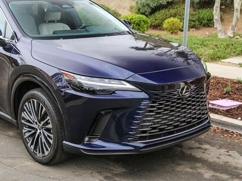 Used 2024 Lexus RX 350 Premium w/ Cold Area Package image 10