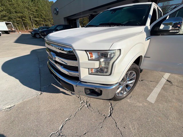 Used 2016 Ford F150 Lariat w/ Equipment Group 502A Luxury AWD/4WD image 26