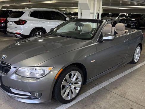 Used 2011 BMW 328i Convertible RWD image 6