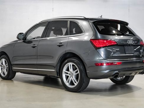 Used 2017 Audi Q5 2.0T Premium Plus w/ Technology Package image 16