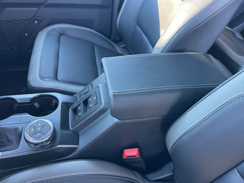 New 2025 Ford Bronco Outer Banks image 12