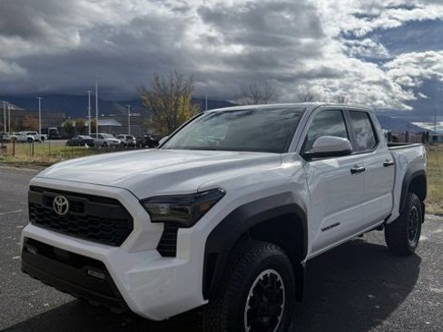 New 2025 Toyota Tacoma TRD Sport image 2
