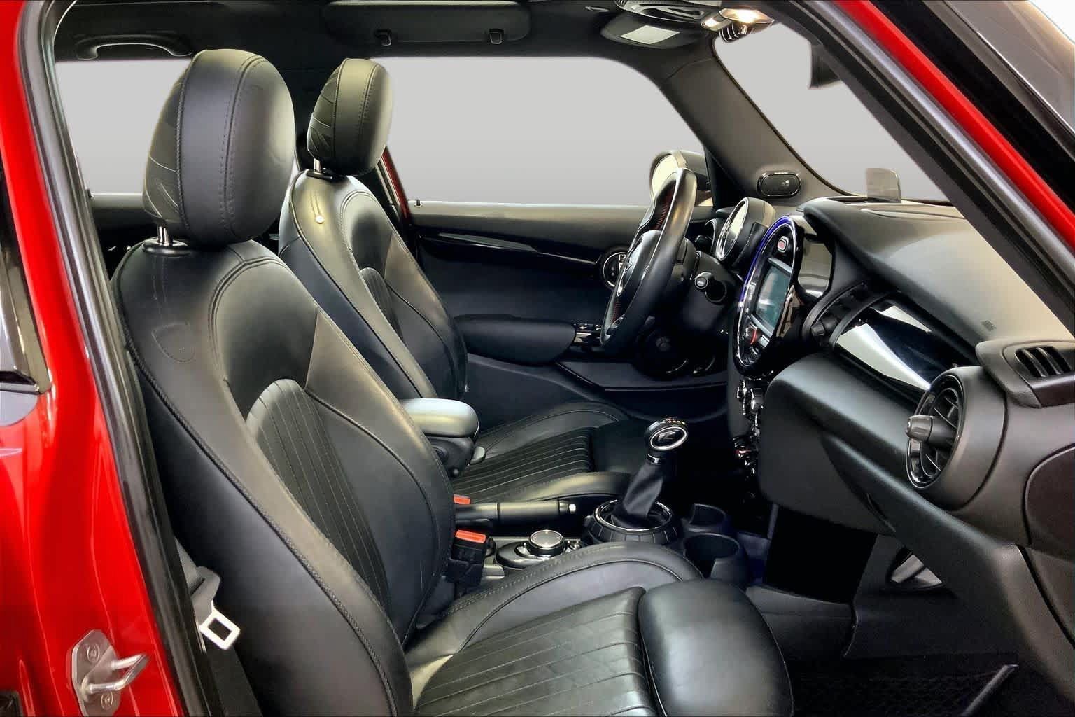 Used 2016 MINI Cooper S FWD image 8