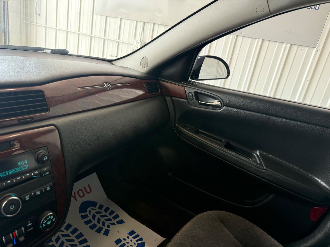 Used 2009 Chevrolet Impala LS FWD image 30