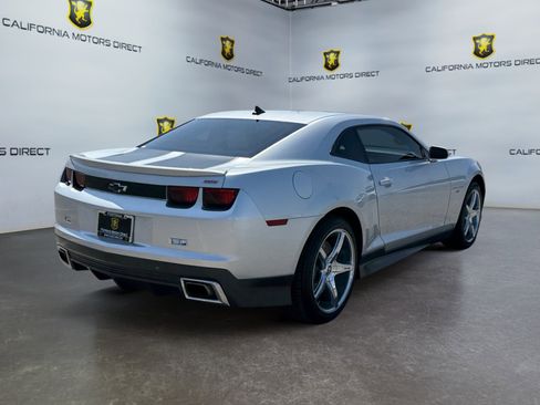 Used 2010 Chevrolet Camaro SS w/ LPO, Ground Effects Package RWD image 5