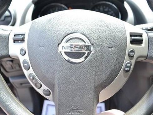 Used 2013 Nissan Rogue SV AWD/4WD image 15