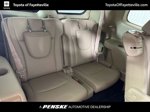 Used 2012 Toyota Highlander Limited w/ Tow Pkg image 18