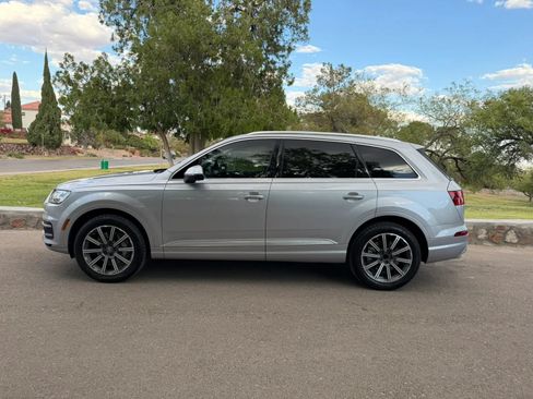 Used 2017 Audi Q7 3.0T Premium Plus w/ Premium Plus Package AWD/4WD image 2