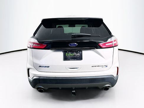 Used 2019 Ford Edge Titanium w/ Equipment Group 301A AWD/4WD image 7