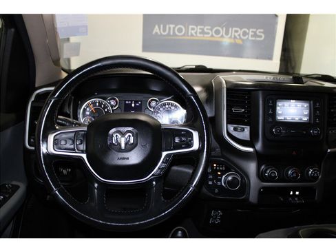 Used 2019 RAM 1500 Big Horn image 34