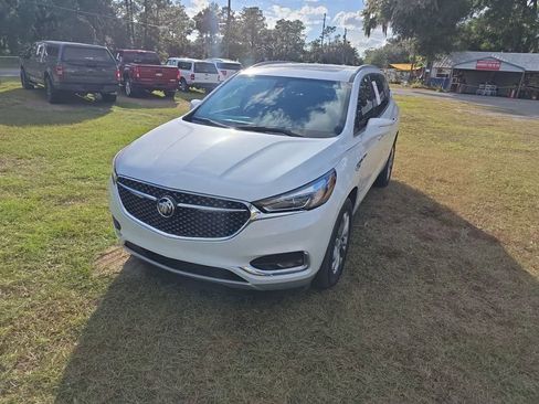 Used 2018 Buick Enclave Avenir w/ Avenir Technology Package image 2