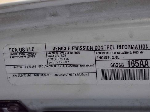 Used 2023 Jeep Wrangler Unlimited Sahara AWD/4WD image 23