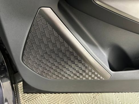 Used 2024 Kia EV9 Wind image 29