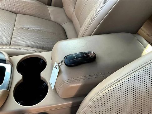 Used 2019 Porsche Macan S AWD/4WD image 34