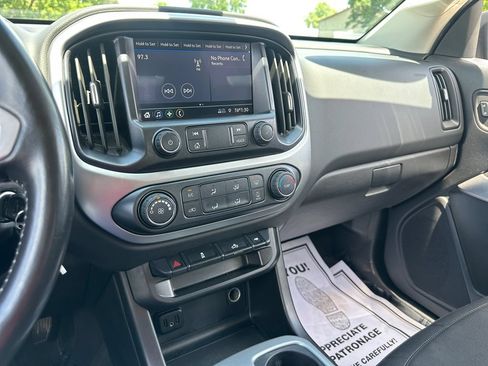 Used 2022 Chevrolet Colorado LT w/ LT Convenience Package AWD/4WD image 44