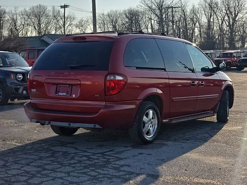 Used 2005 Dodge Grand Caravan SXT w/ Leather Interior Group image 7