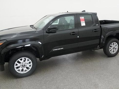 New 2026 Toyota Tacoma SR5 AWD/4WD image 5
