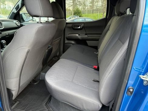 Used 2016 Toyota Tacoma TRD Off-Road w/ Towing Package image 21