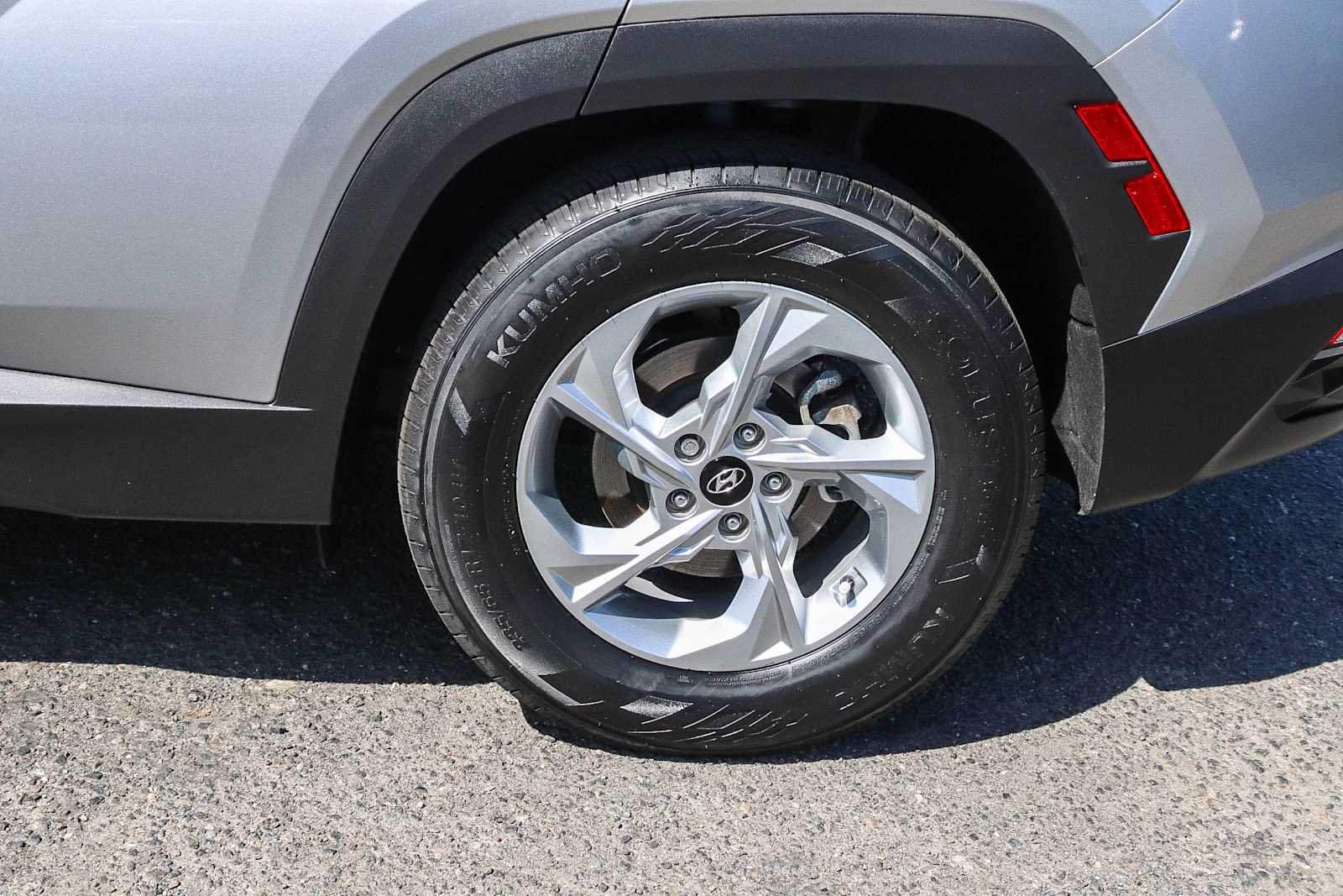 Used 2024 Hyundai Tucson SEL FWD image 13