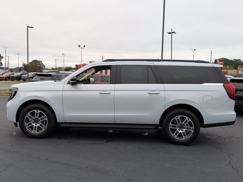 Certified 2025 Ford Expedition Max Active RWD image 7