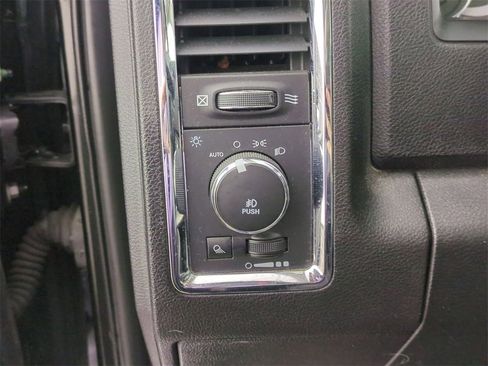 Used 2017 RAM 1500 Laramie w/ Convenience Group image 20