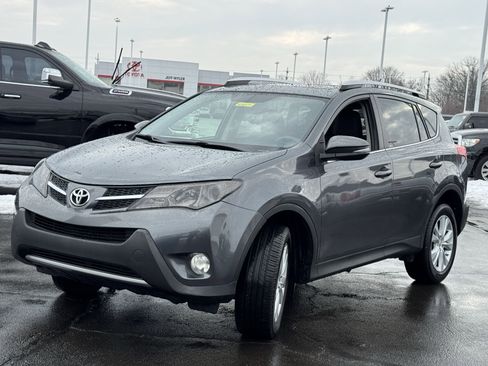 Used 2014 Toyota RAV4 Limited image 15