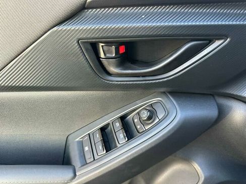 Used 2024 Subaru Crosstrek 2.0i Premium image 11