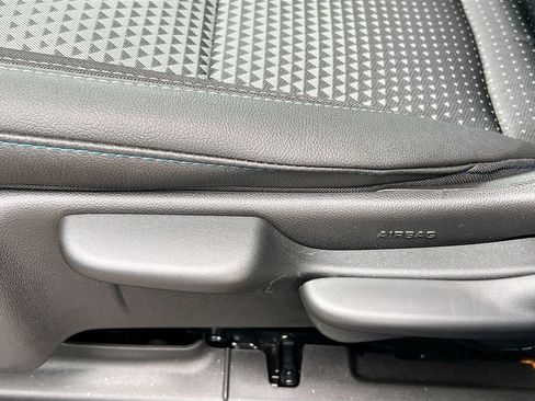 Used 2026 Chevrolet Trax LT w/ Driver Confidence Package image 20