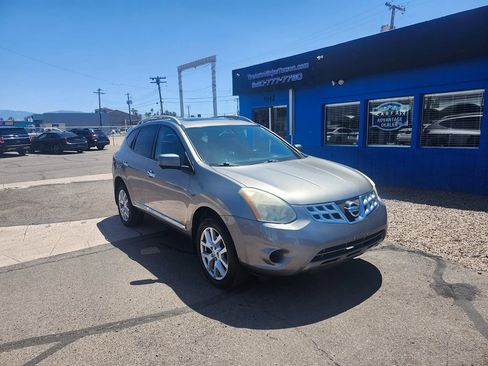Used 2013 Nissan Rogue SL image 9
