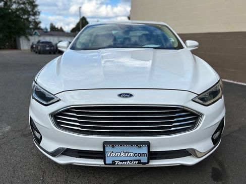 Used 2019 Ford Fusion Titanium AWD/4WD image 14