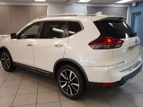 Used 2018 Nissan Rogue SL w/ Premium Package AWD/4WD image 12