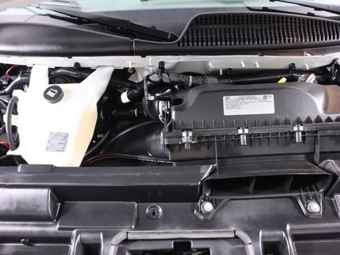 Used 2019 Chevrolet Express 2500 w/ Driver Convenience Package RWD image 38
