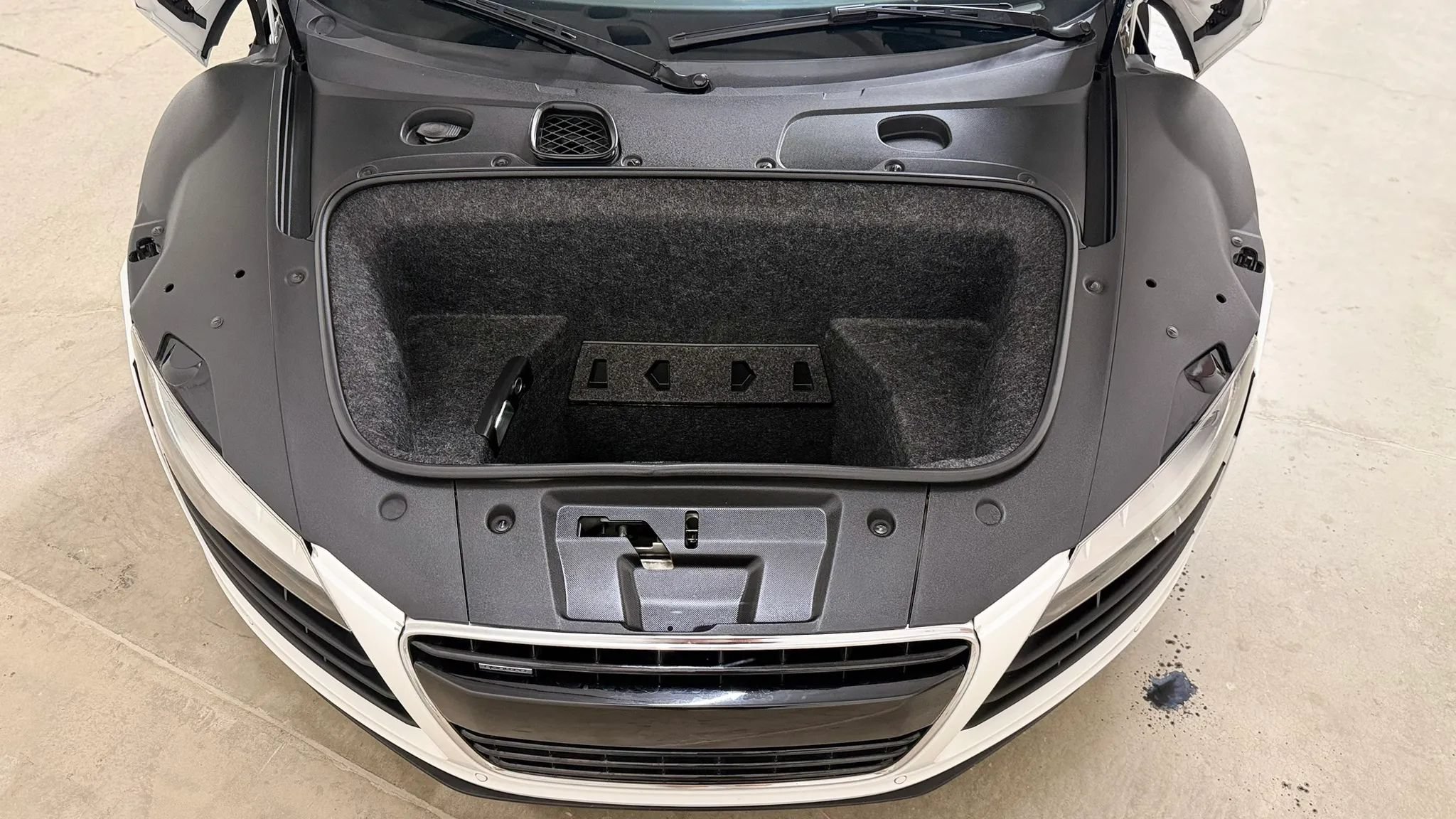 Used 2012 Audi R8 V8 AWD/4WD image 23