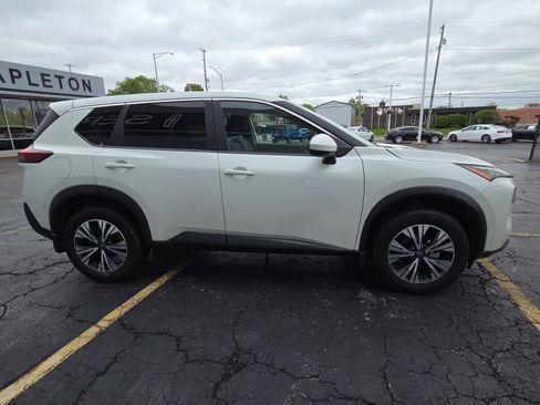 Used 2023 Nissan Rogue SV AWD/4WD image 4