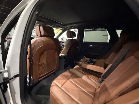 Used 2019 Audi Q5 Prestige w/ Prestige Package AWD/4WD image 26