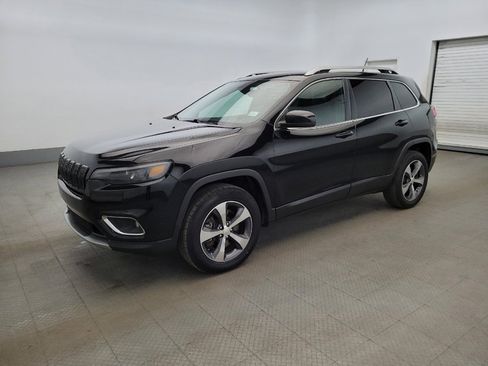 Used 2019 Jeep Cherokee Limited w/ Trailer Tow Group image 2