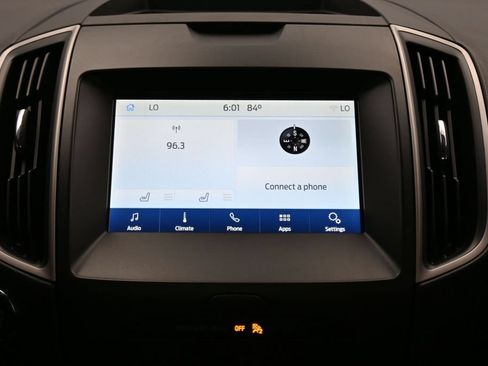 Used 2020 Ford Edge ST-Line FWD image 24