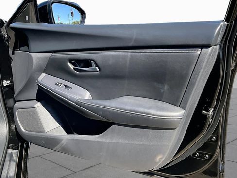 Used 2024 Nissan Sentra S FWD image 22
